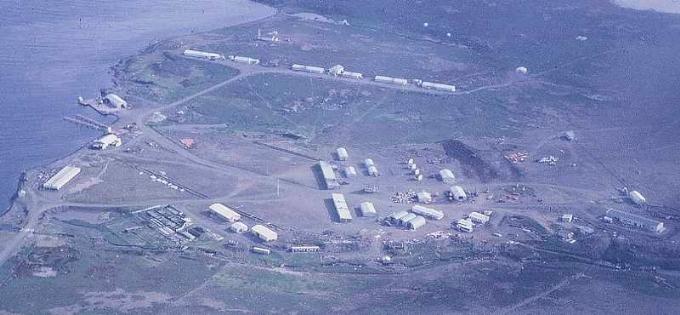 Port aux Français - Vue hélicoptère